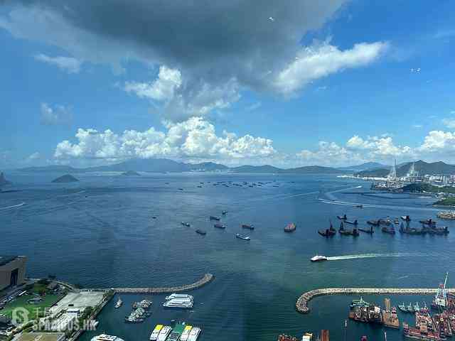 West Kowloon - The Cullinan 01