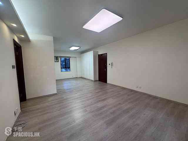 Mid Levels Central - Robinson Heights Block 2 02