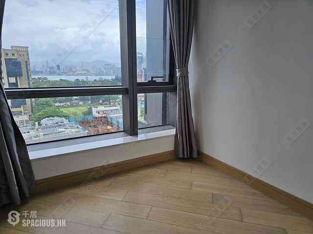 Causeway Bay - Jones Hive 03