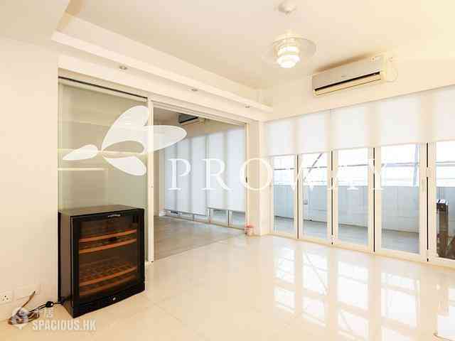 Causeway Bay - Bay View Mansion 05