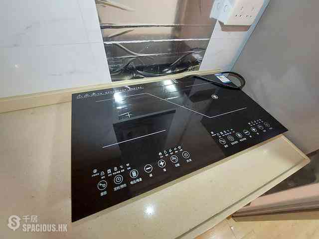 Sai Ying Pun - 45, Water Street 13