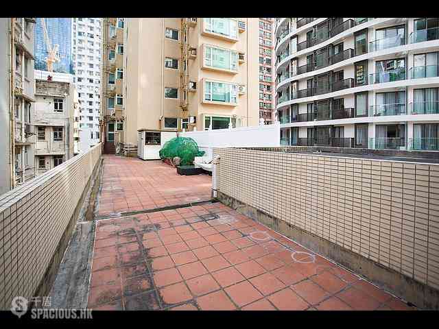 Happy Valley - Le Cachet 11