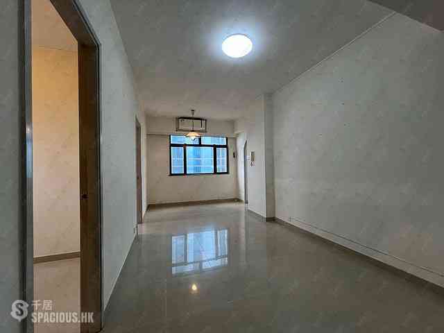 Sai Ying Pun - General Building 06
