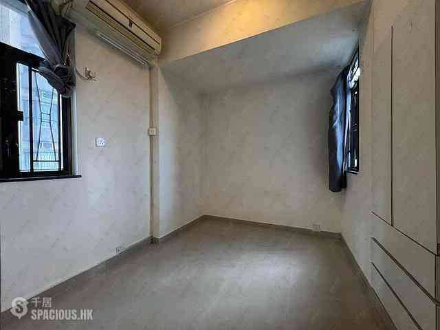 Sai Ying Pun - General Building 19