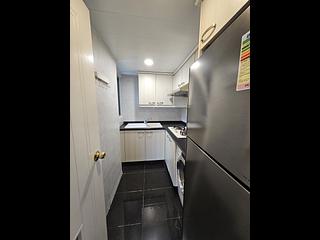 Tai Kok Tsui - Island Harbourview Block 10 04