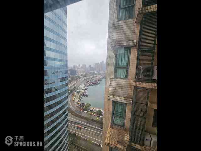 Tai Kok Tsui - Island Harbourview Block 10 09