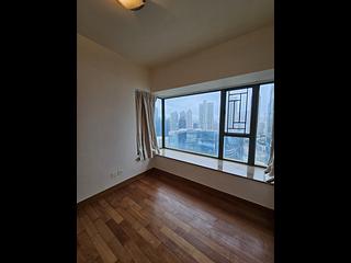 Tai Kok Tsui - Island Harbourview Block 10 10