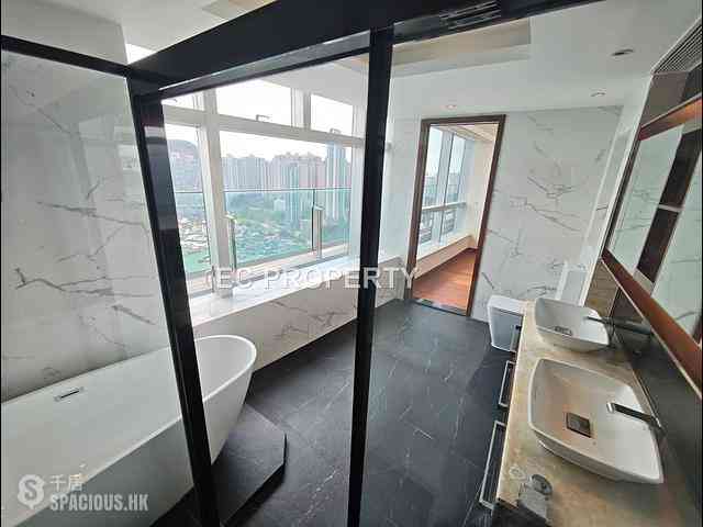 Wong Chuk Hang - Marinella 12