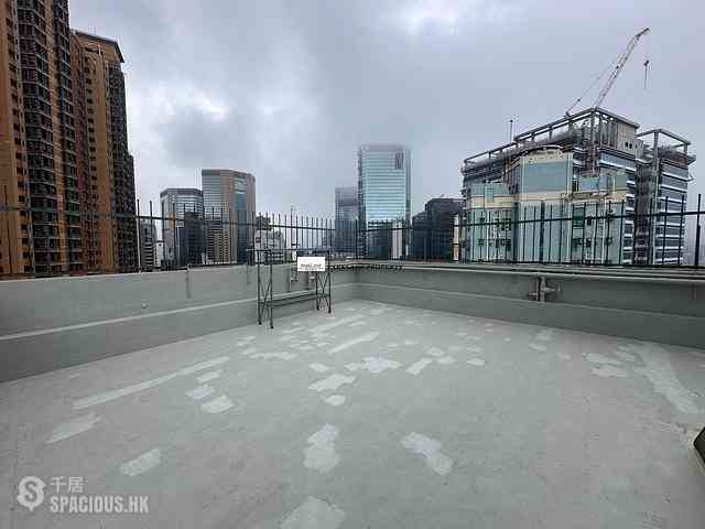 Happy Valley - Jade Terrace 01