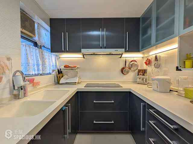 North Point - Island Place 04