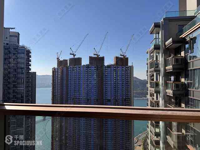 Lohas Park - Lohas Park Phase 11C Villa Garda II Tower 2A 01