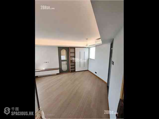 Ap Lei Chau - South Horizons Phase 1 Hoi Ngar Court (Block 3) 02