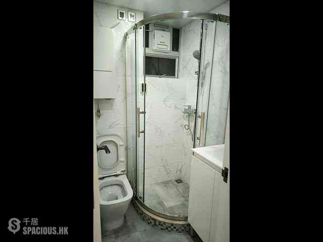 Chai Wan - New Jade Gardens Block 5 10