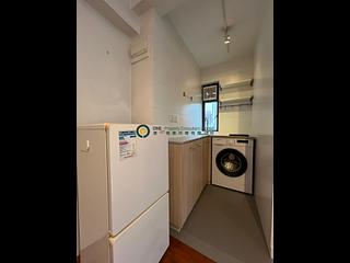 Sai Ying Pun - Tung Cheung Building 03