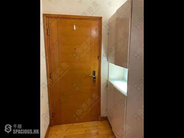 Sheung Wan - Queen's Terrace Block 2 02