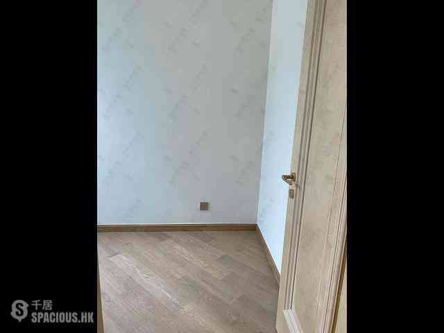 Sai Ying Pun - 63, Pokfulam Amber House (Tower 1) 06