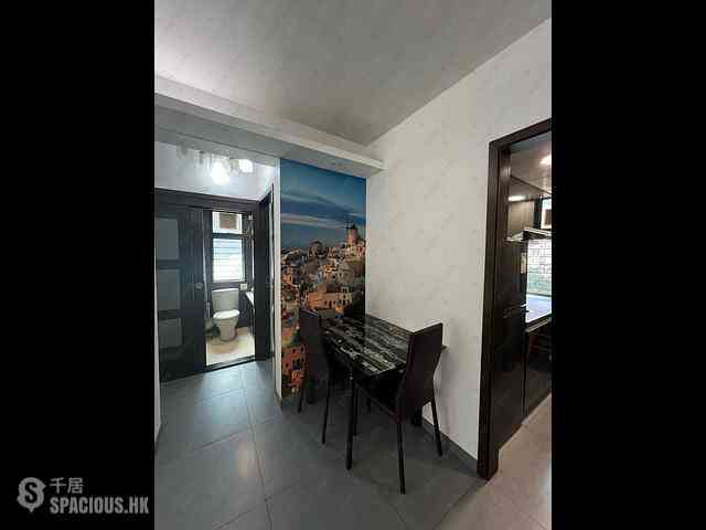 Mid Levels West - Peaksville Block 2 04