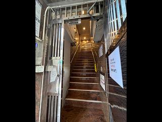 Wan Chai - Kwong Tak Mansion 10