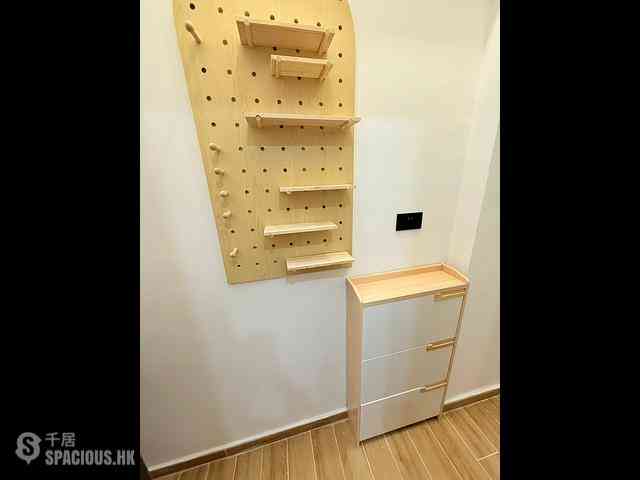 Sai Ying Pun - 203-205, Des Voeux Road West 05