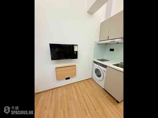 Sai Ying Pun - 203-205, Des Voeux Road West 03