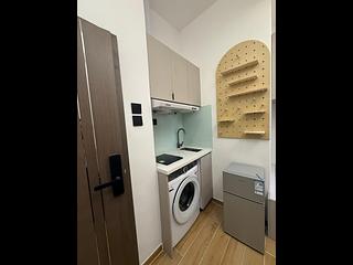 Sai Ying Pun - 203-205, Des Voeux Road West 02
