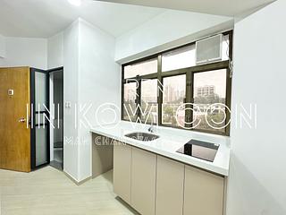 Mong Kok - Tsui Yuen Mansion Block 2 02