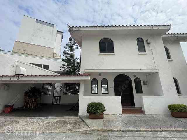 Chung Hom Kok - Casa Del Sol 09