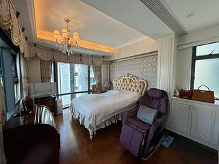 Mid Levels Central - Palatial Crest 04