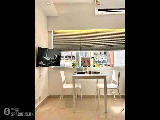 Sheung Wan - Yu Hing Mansion 02