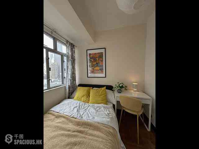 Sai Ying Pun - Siu On Building 02