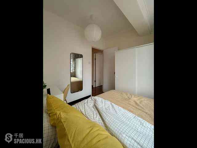 Sai Ying Pun - Siu On Building 04