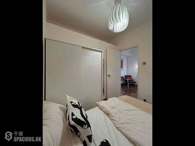 Sai Ying Pun - Siu On Building 04