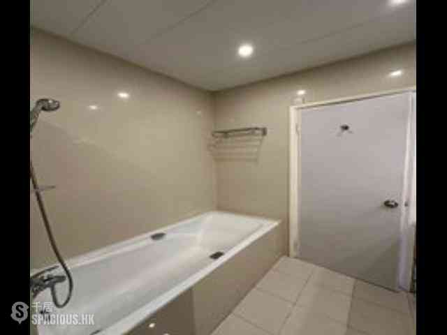 Discovery Bay - Discovery Bay Phase 1 Beach Village Headland Drive 05
