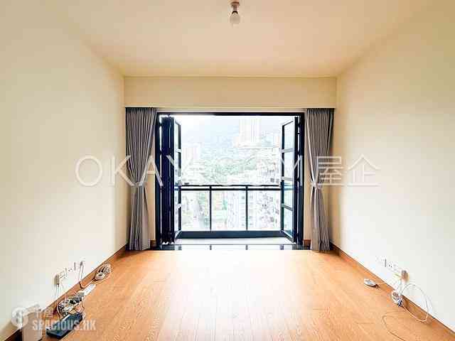 Happy Valley - The Aster (Resiglow) 05