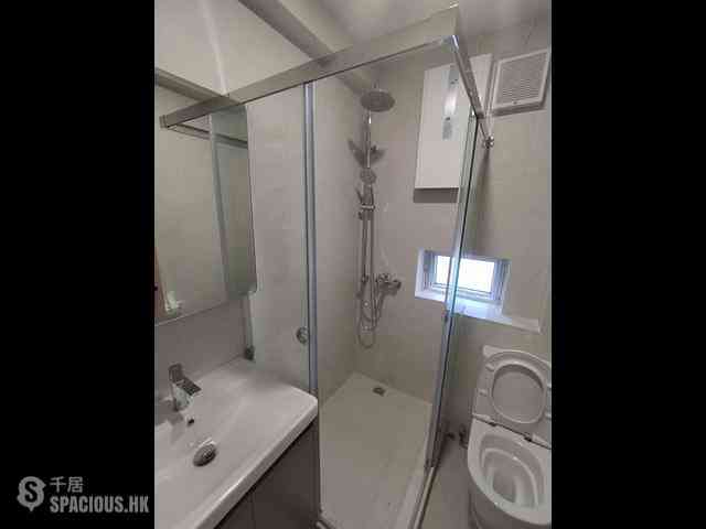 Sai Ying Pun - 1E, High Street 15