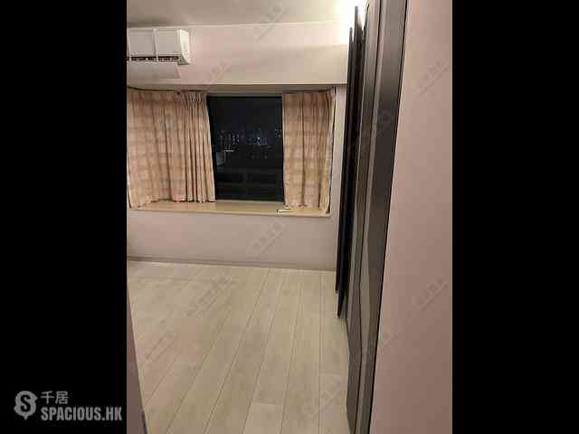North Point - Island Place 02