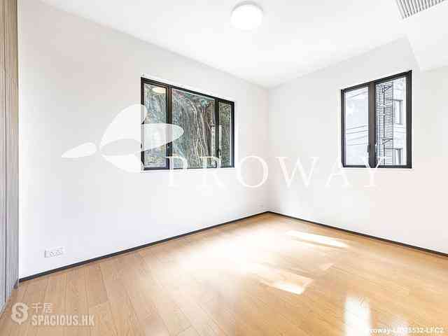 Repulse Bay - South Bay Villas 10