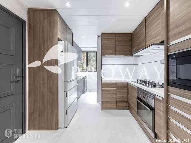 Repulse Bay - South Bay Villas 11
