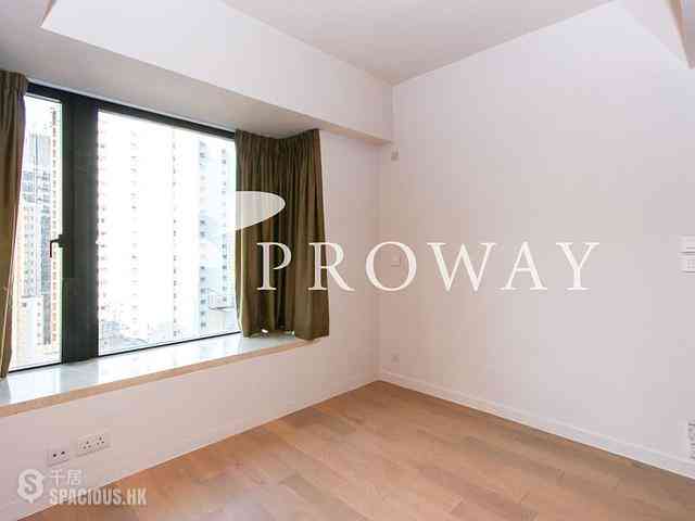 Mid Levels Central - Gramercy 04