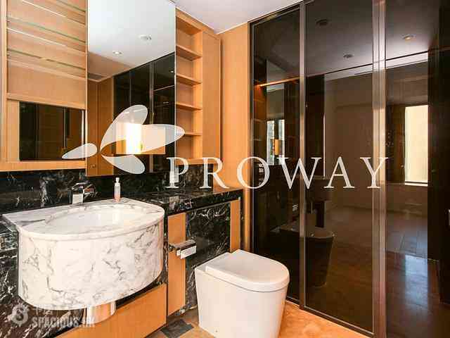 Mid Levels Central - Gramercy 05