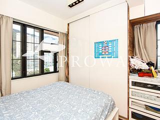 Mid Levels West - Rowen Court 05