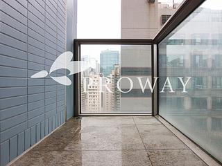Wan Chai - The Avenue 03