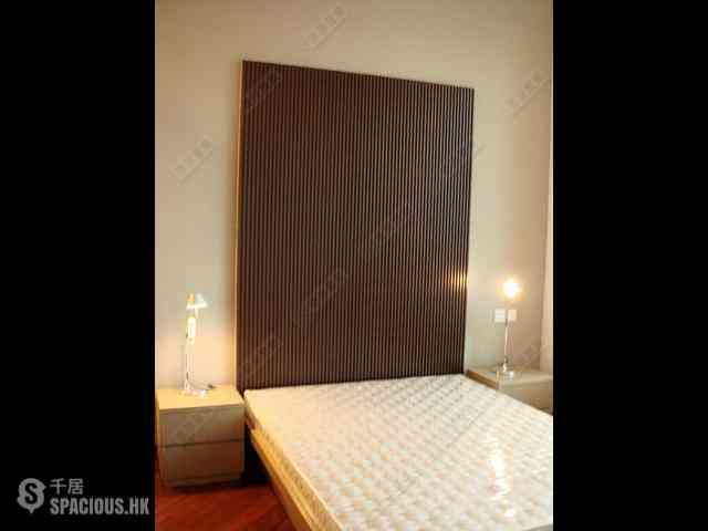 West Kowloon - The Arch Moon Tower (Block 2A) 06