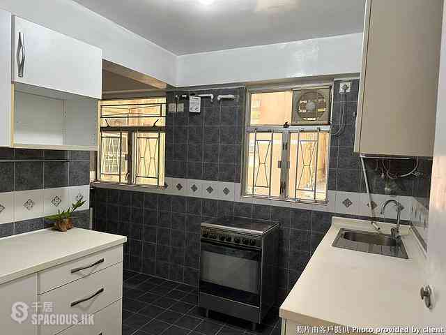 Pok Fu Lam - Baguio Villa Block 21 22