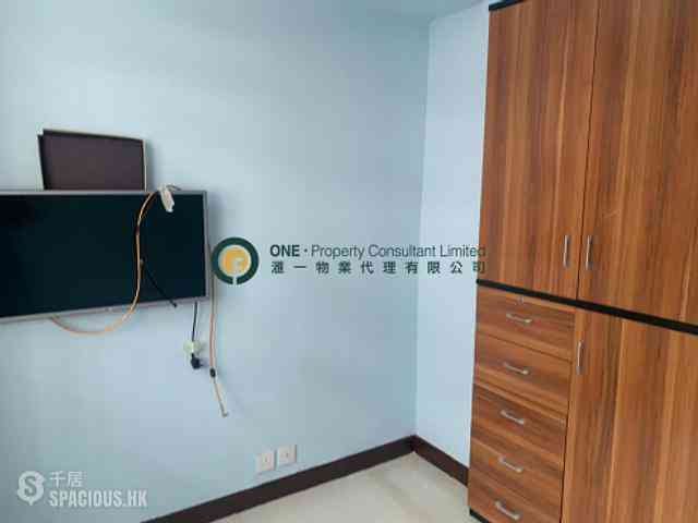 Sai Ying Pun - Ming Hing Building 04
