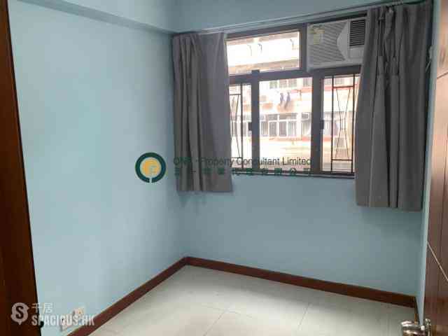 Sai Ying Pun - Ming Hing Building 06