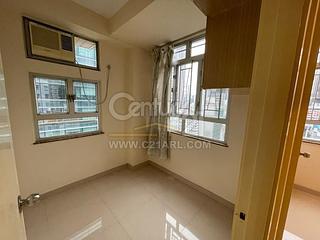 Wan Chai - Lok Moon Mansion 03
