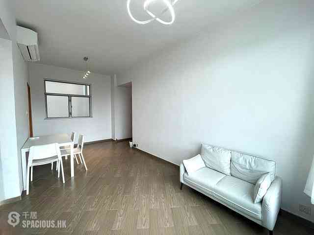 Tung Chung - Coastal Skyline Phase 1 Block 6 01