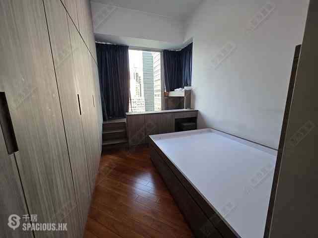 Wan Chai - The Avenue Phase 2 Block 1 06