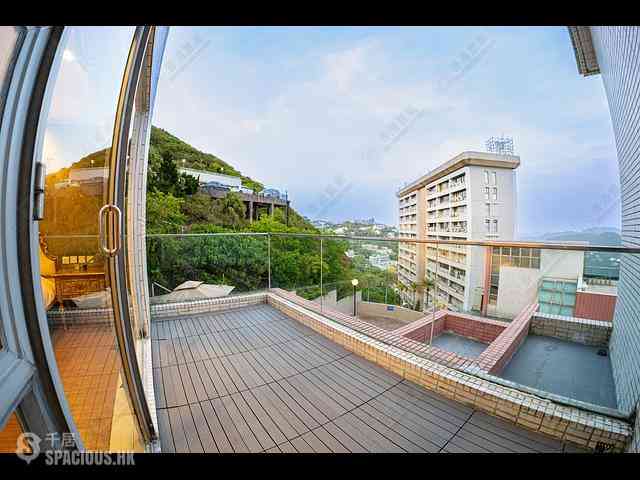 The Peak - Sunshine Villa 03